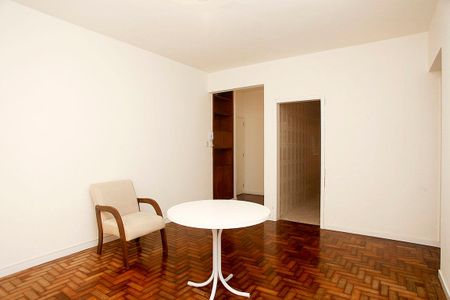 Sala de apartamento para alugar com 3 quartos, 102m² em Centro Histórico, Porto Alegre