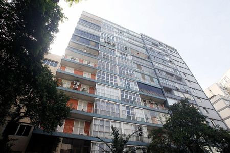 Apartamento para alugar com 102m², 3 quartos e sem vagaFachada