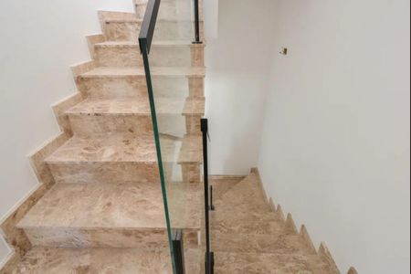 Foto 06 de casa à venda com 3 quartos, 180m² em Vila Gumercindo, São Paulo