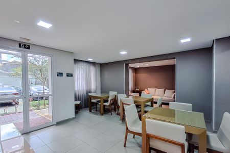 Apartamento para alugar com 52m², 2 quartos e 1 vaga Apartamento para alugar com 52m², 2 quartos e 1 vagaÁrea comum - Salão de festas