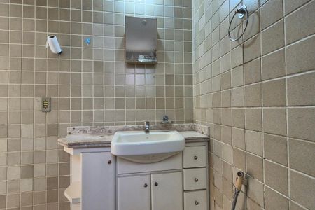 Apartamento para alugar com 70m², 3 quartos e 1 vagaBanheiro