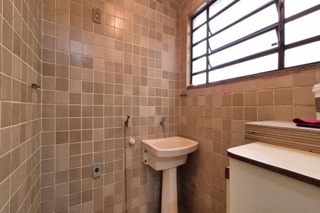 Apartamento para alugar com 70m², 3 quartos e 1 vagaÁrea de Serviço