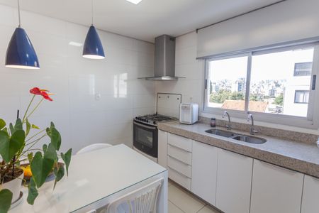 Apartamento à venda com 114m², 4 quartos e 3 vagasCozinha