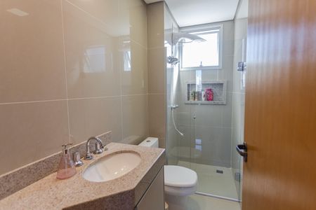 Apartamento à venda com 114m², 4 quartos e 3 vagasBanheiro Social