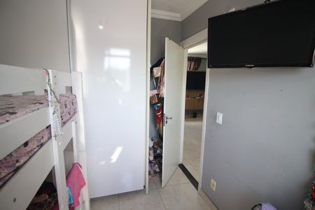 Apartamento à venda com 44m², 2 quartos e 1 vagaQuarto 2