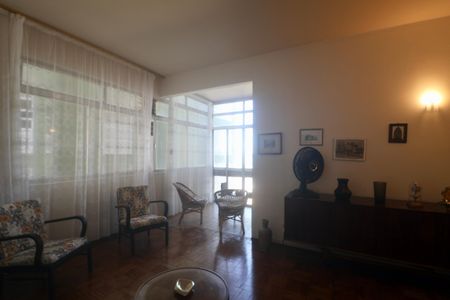 Apartamento para alugar com 125m², 3 quartos e 1 vagaSala