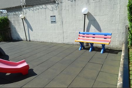 Apartamento para alugar com 52m², 2 quartos e 1 vagaÁrea comum - Playground