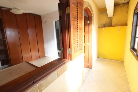 Casa à venda com 311m², 5 quartos e 2 vagasSuíte 1