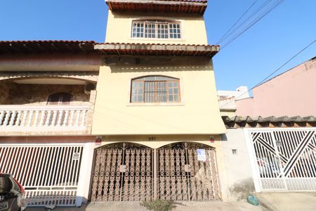 Casa à venda com 311m², 5 quartos e 2 vagasFachada