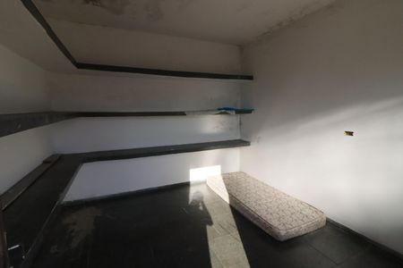 Casa à venda com 311m², 5 quartos e 2 vagasQuarto de Serviço