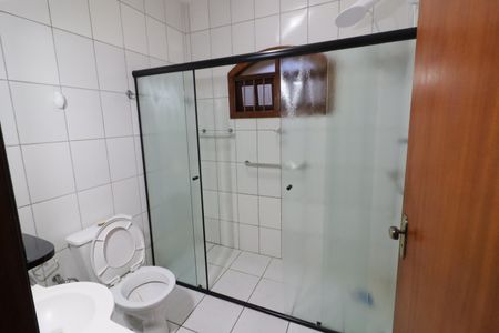 Casa à venda com 311m², 5 quartos e 2 vagasBanheiro 2