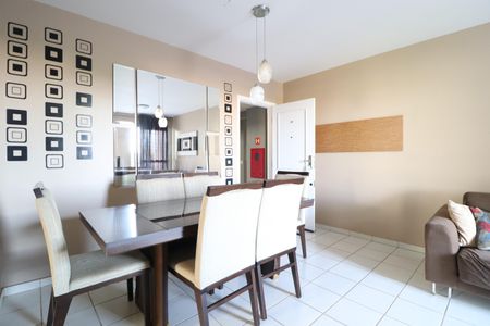 Apartamento para alugar com 52m², 2 quartos e 1 vagaSala