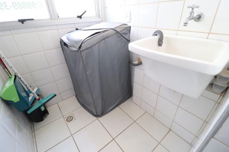 Apartamento para alugar com 52m², 2 quartos e 1 vagaCozinha e Área de Serviço