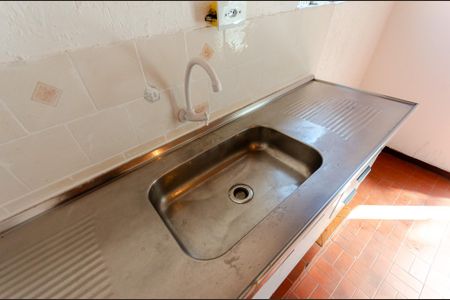 Casa para alugar com 80m², 2 quartos e sem vagaCozinha