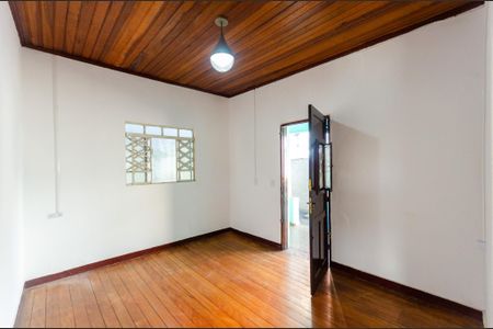 Sala de casa para alugar com 2 quartos, 80m² em Vila Boacava, São Paulo