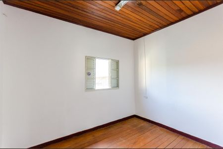 Quarto 2 de casa para alugar com 2 quartos, 80m² em Vila Boacava, São Paulo