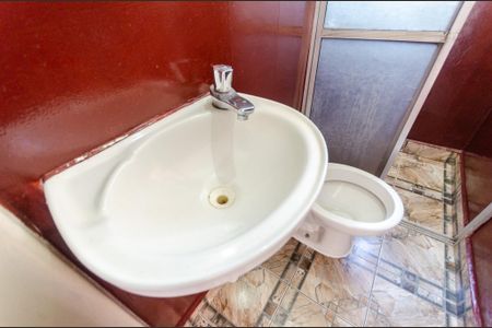 Casa para alugar com 80m², 2 quartos e sem vagaBanheiro