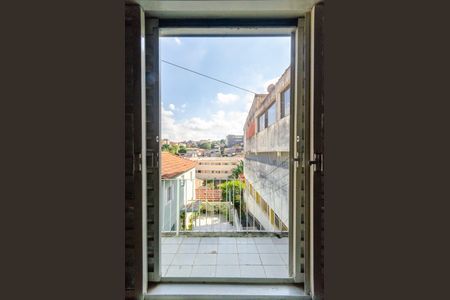 Casa para alugar com 80m², 2 quartos e sem vagaQuarto 2 - Janela