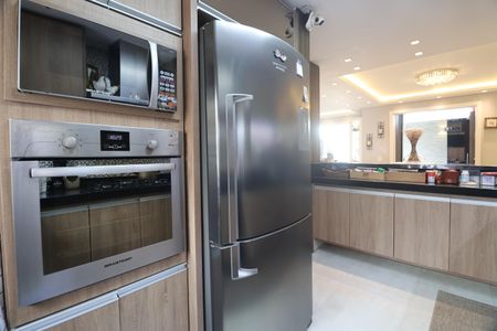 Casa de condomínio à venda com 160m², 3 quartos e 2 vagasCozinha - Armários
