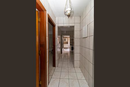 Casa à venda com 300m², 2 quartos e 2 vagasCorredor - Quartos