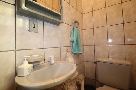 Casa à venda com 116m², 3 quartos e 2 vagasLavabo