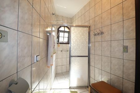 Casa à venda com 116m², 3 quartos e 2 vagasBanheiro Quarto 1 suíte