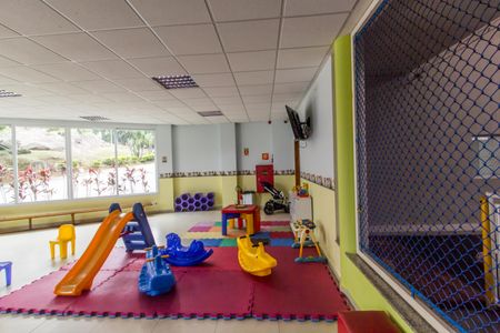 Casa de condomínio para alugar com 490m², 4 quartos e 4 vagasBrinquedoteca