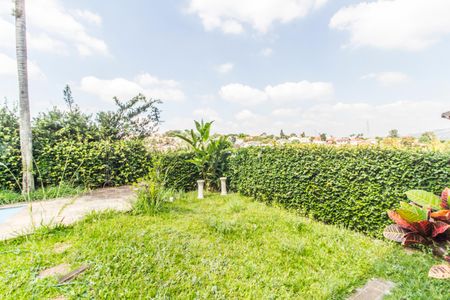 Casa de condomínio para alugar com 490m², 4 quartos e 4 vagasQuintal