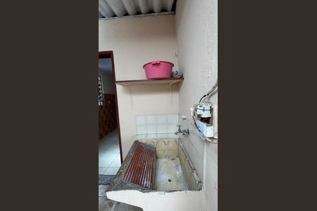 Casa para alugar com 75m², 1 quarto e sem vagaÁrea de Serviço