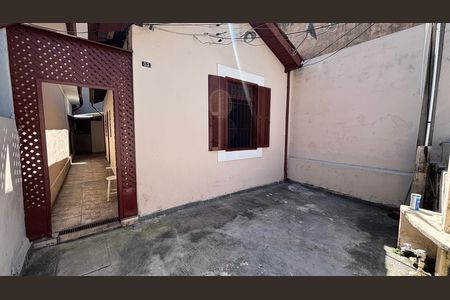 Casa para alugar com 75m², 1 quarto e sem vagaQuintal