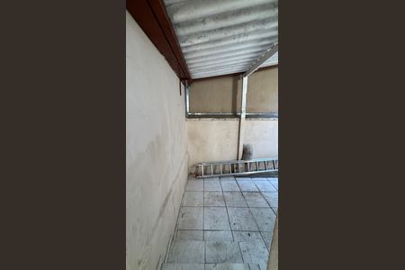 Casa para alugar com 75m², 1 quarto e sem vagaQuintal