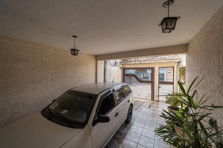 Casa para alugar com 300m², 3 quartos e 8 vagasGaragem