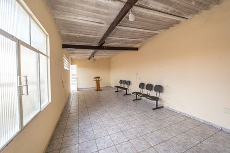 Casa para alugar com 300m², 3 quartos e 8 vagasEdícula