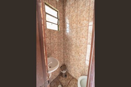 Casa para alugar com 300m², 3 quartos e 8 vagasBanheiro 3