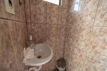 Casa para alugar com 300m², 3 quartos e 8 vagasBanheiro 3