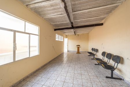 Casa para alugar com 300m², 3 quartos e 8 vagasEdícula