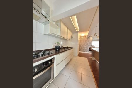 Apartamento à venda com 86m², 2 quartos e 1 vagaCozinha