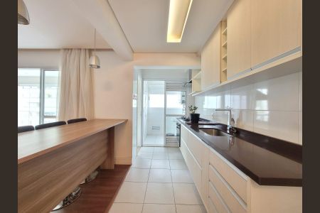 Apartamento à venda com 86m², 2 quartos e 1 vagaCozinha