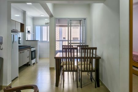Sala de apartamento para alugar com 1 quarto, 50m² em Caiçara, Praia Grande