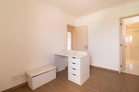 Apartamento à venda com 240m², 5 quartos e 4 vagas Apartamento à venda com 240m², 5 quartos e 4 vagasSuíte 2