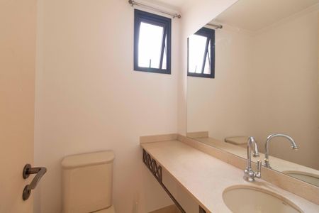 Apartamento à venda com 240m², 5 quartos e 4 vagas Apartamento à venda com 240m², 5 quartos e 4 vagasLavabo