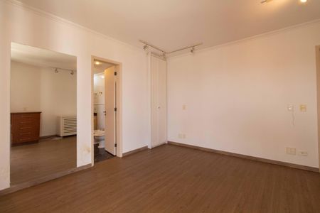 Apartamento à venda com 240m², 5 quartos e 4 vagas Apartamento à venda com 240m², 5 quartos e 4 vagasSuíte 1