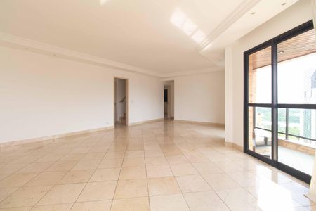Apartamento à venda com 240m², 5 quartos e 4 vagas Apartamento à venda com 240m², 5 quartos e 4 vagasSala