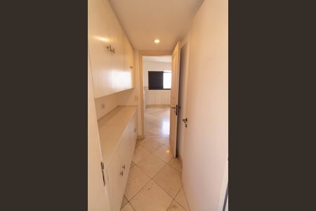 Apartamento à venda com 240m², 5 quartos e 4 vagas