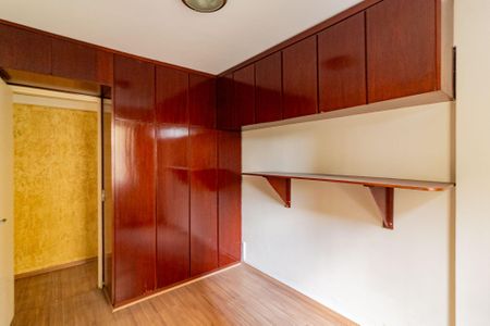 Apartamento à venda com 57m², 2 quartos e 1 vagaQuarto 2