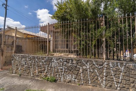 Casa para alugar com 250m², 2 quartos e 1 vagaFachada