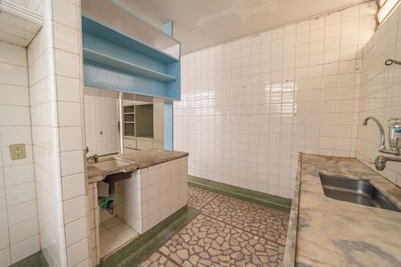 Casa para alugar com 250m², 2 quartos e 1 vagaCozinha