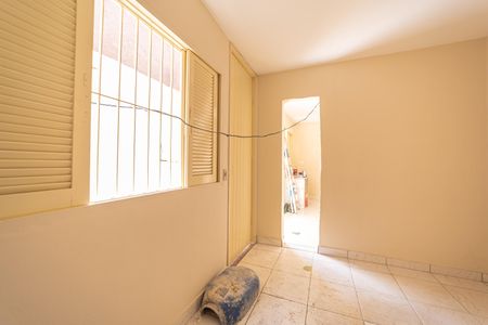 Casa para alugar com 250m², 2 quartos e 1 vagaEdícula