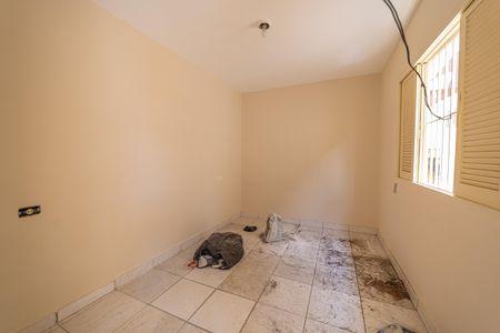Casa para alugar com 250m², 2 quartos e 1 vagaEdícula