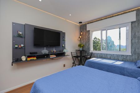 Apartamento à venda com 213m², 4 quartos e 4 vagasSuíte 2